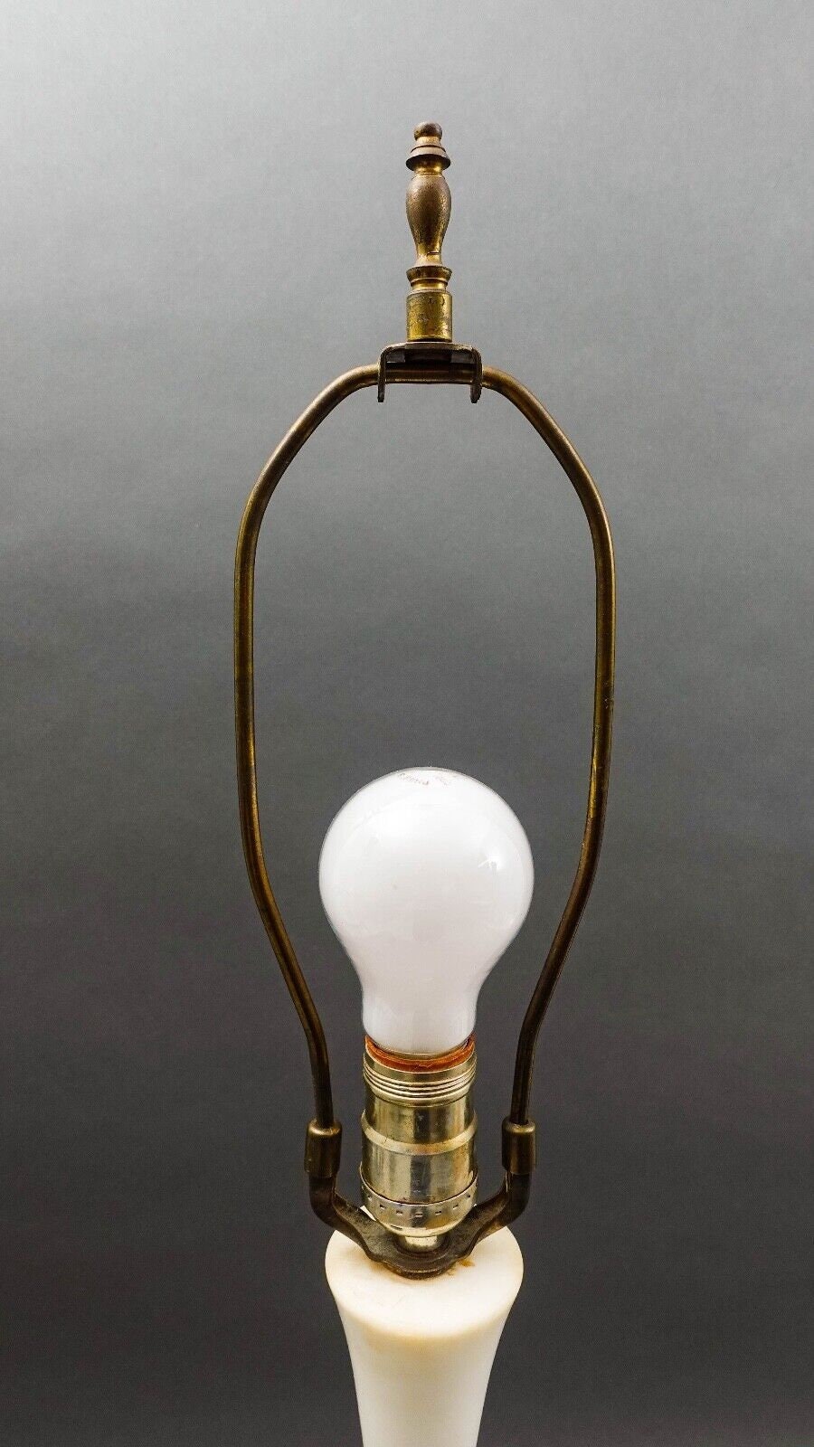 Vintage MCM Italian Murano Pink Opaline Art Glass Marble Table Lamp (Read)