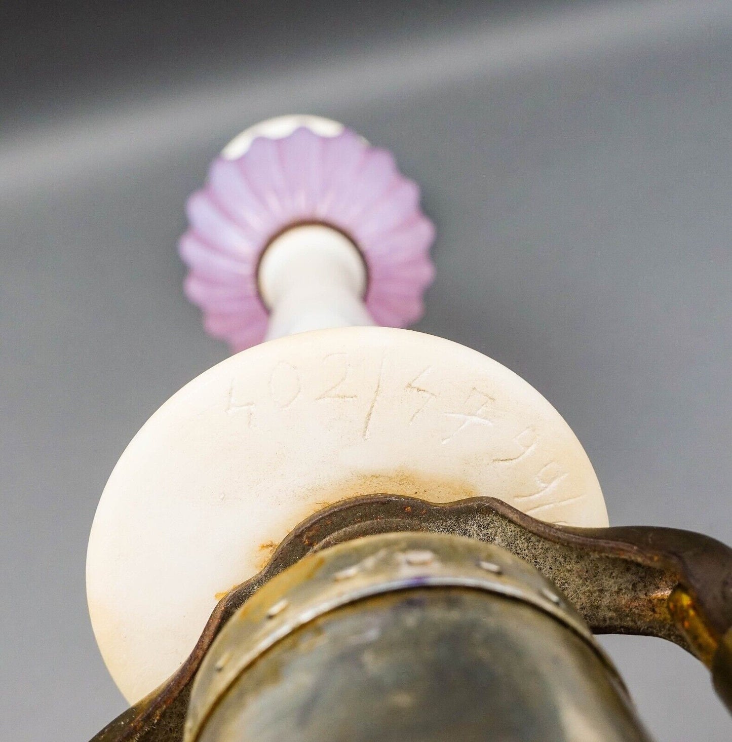 Vintage MCM Italian Murano Pink Opaline Art Glass Marble Table Lamp (Read)