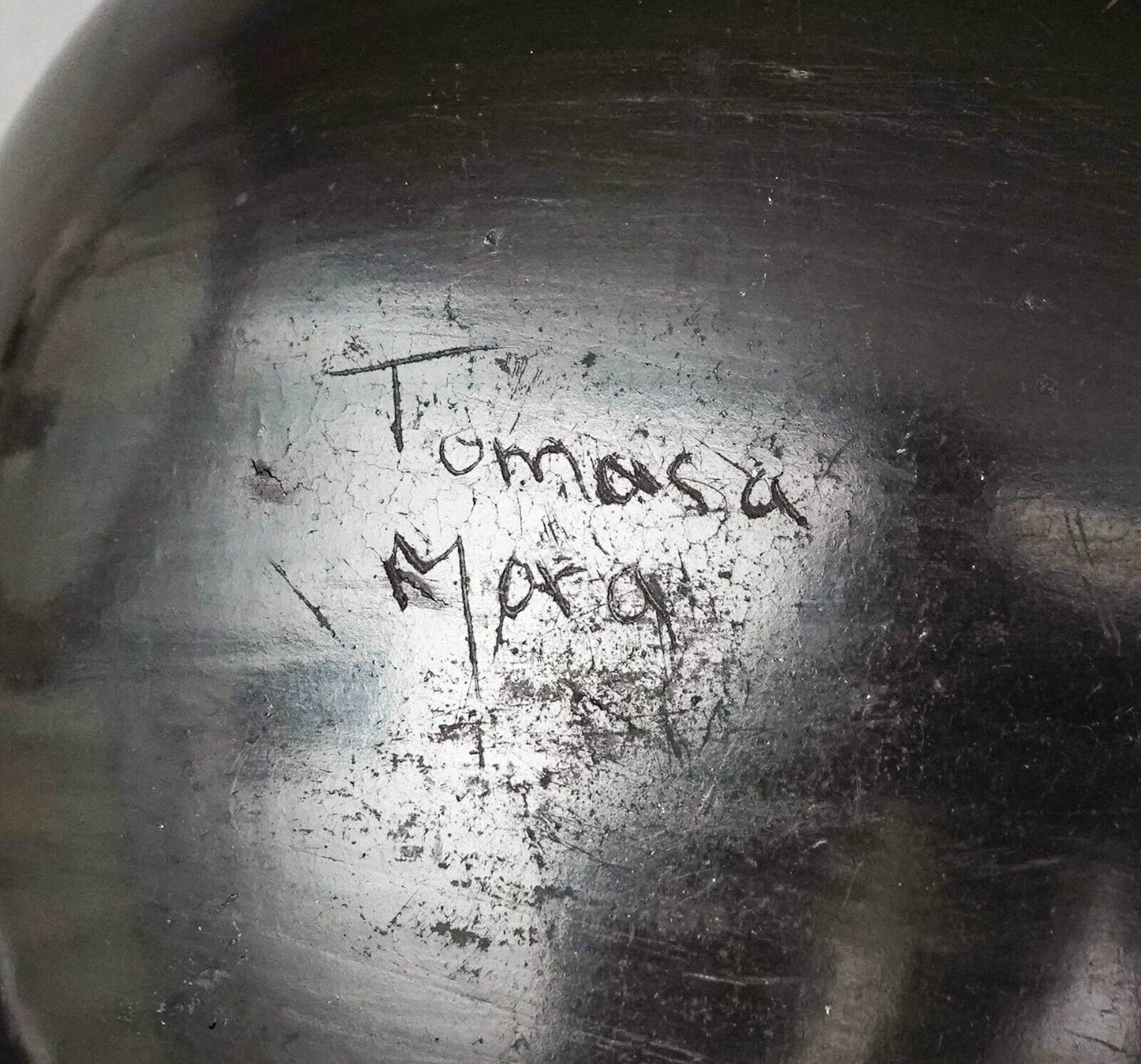 Mata Ortiz Tomasa Mora Signed Black Southwest Pottery Vase 6"