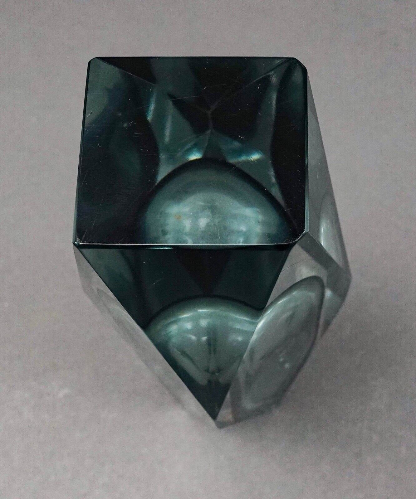 Mandruzzato Murano Mid Century Faceted Smoke Gray Sommerso Art Glass Vase 8"