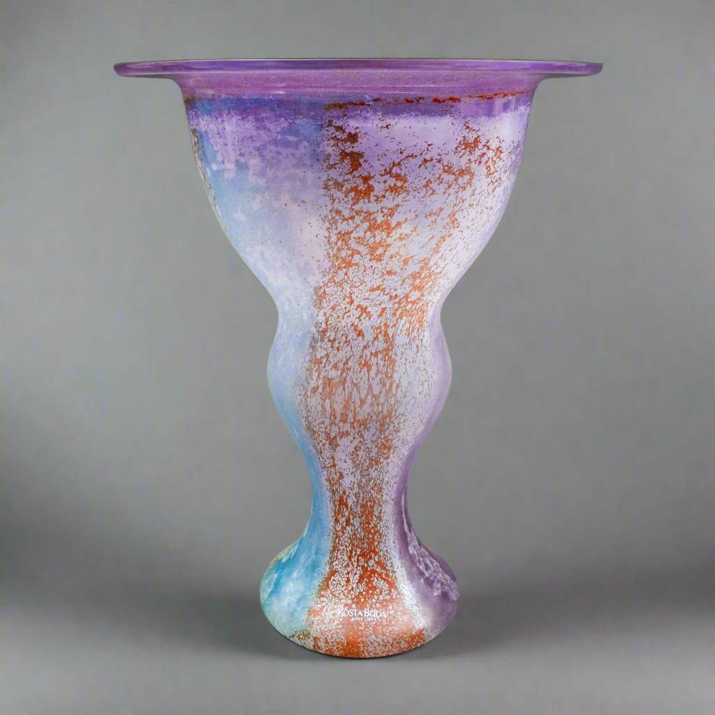 Kosta Boda Sweden Kjell Engman Signed Can Can Flower Art Glass Vase 8 5/8"