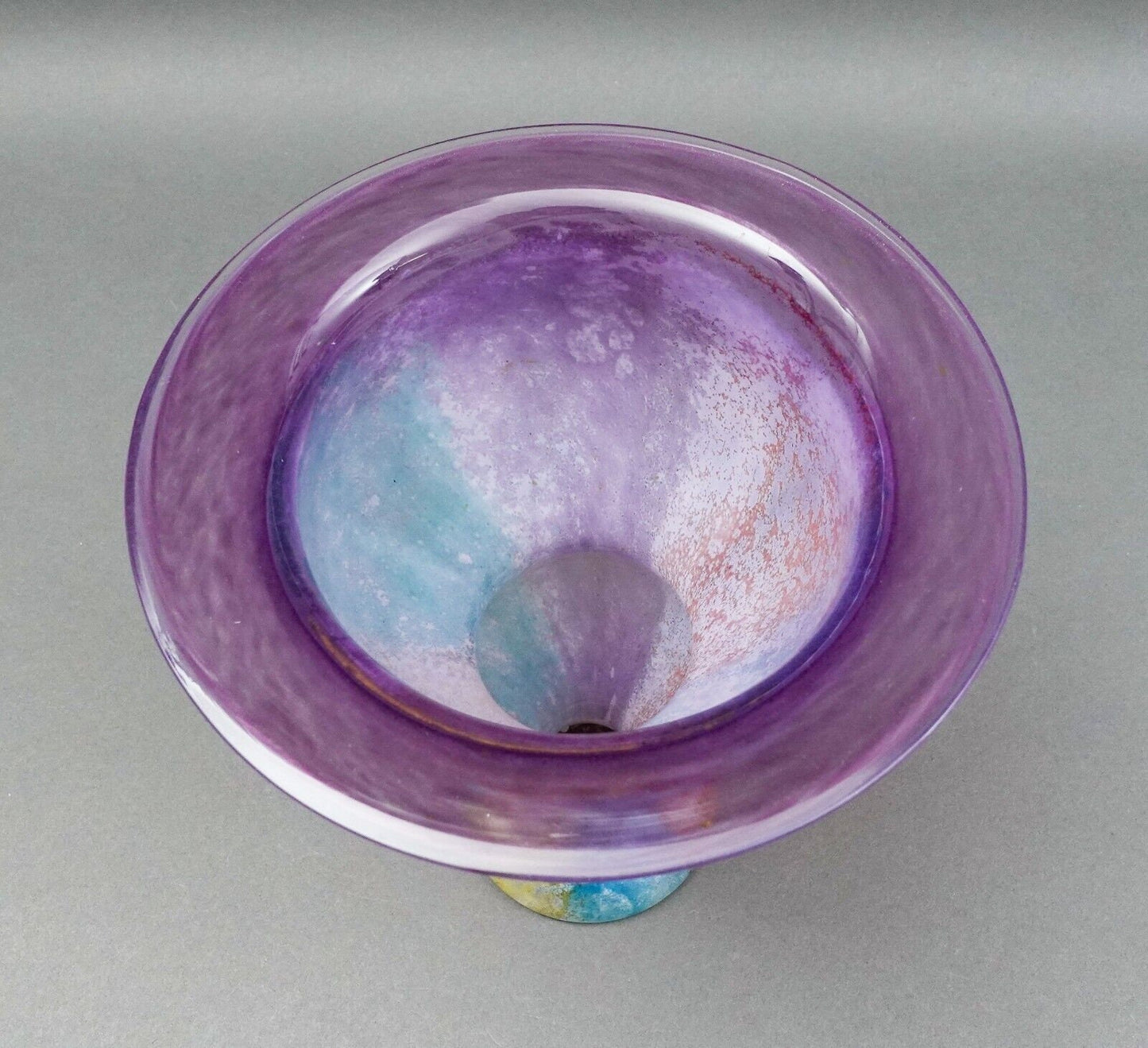 Kosta Boda Sweden Kjell Engman Signed Can Can Flower Art Glass Vase 8 5/8"
