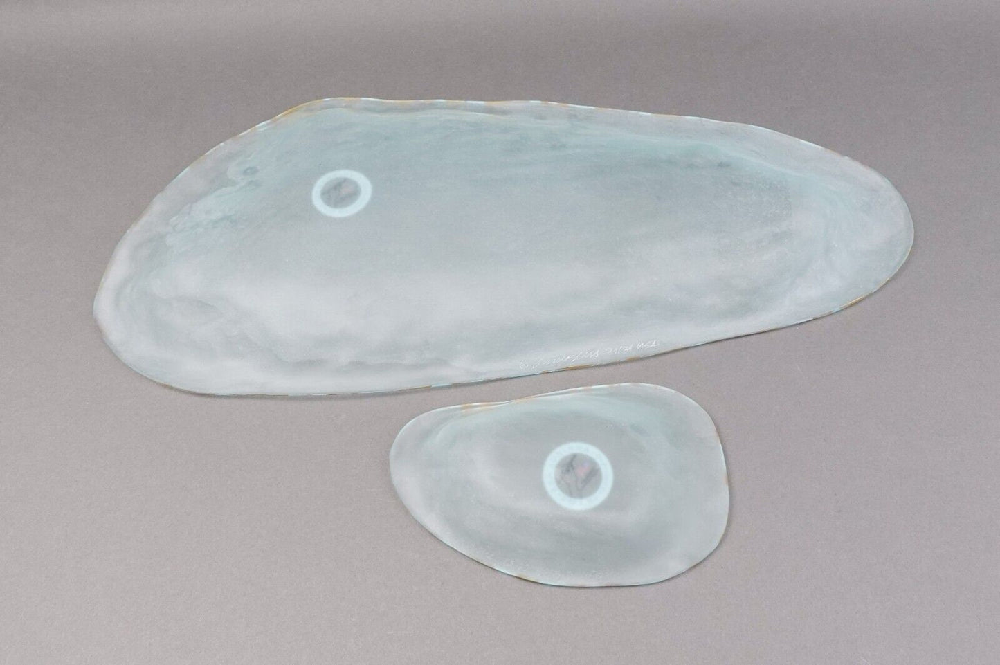 Annieglass Signed Tiburon Coquina Shell Series Art Glass Gold Rim Tray Set Of 2