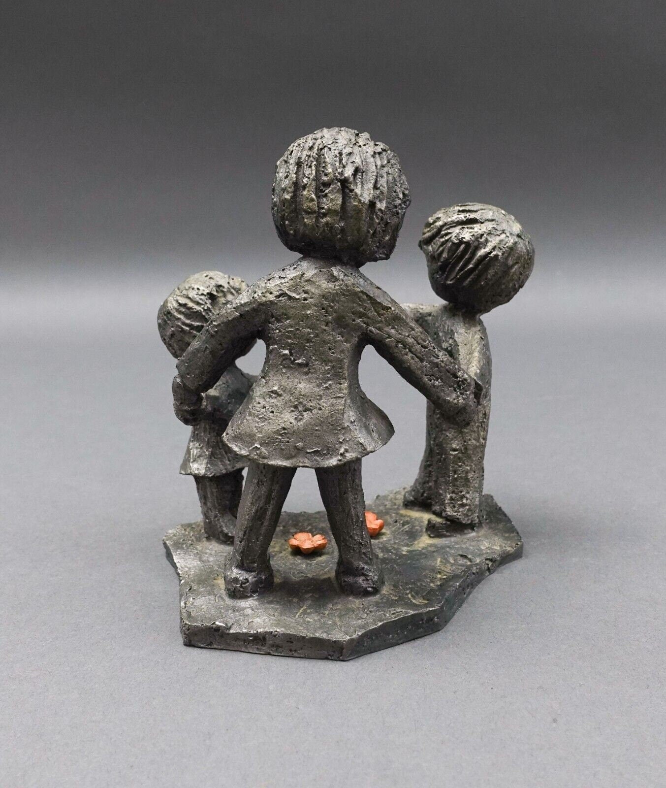 Hudson Pewter U.S.A Walli Ortman Signed #023 Ring Around the Rosie Figurine