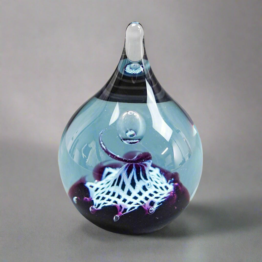 Caithness Scotland Saracen Vintage Teardrop Art Glass Paperweight U50565