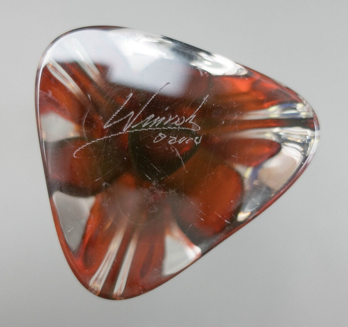 Jonathan Winfisky 2000 Signed Handkerchief Art Glass Flower Vase 11 1/2"