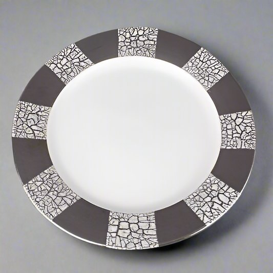 Michael Wainwright Almafi Platinum Crackle Charger Dinner Plates 11.5" Set of 6