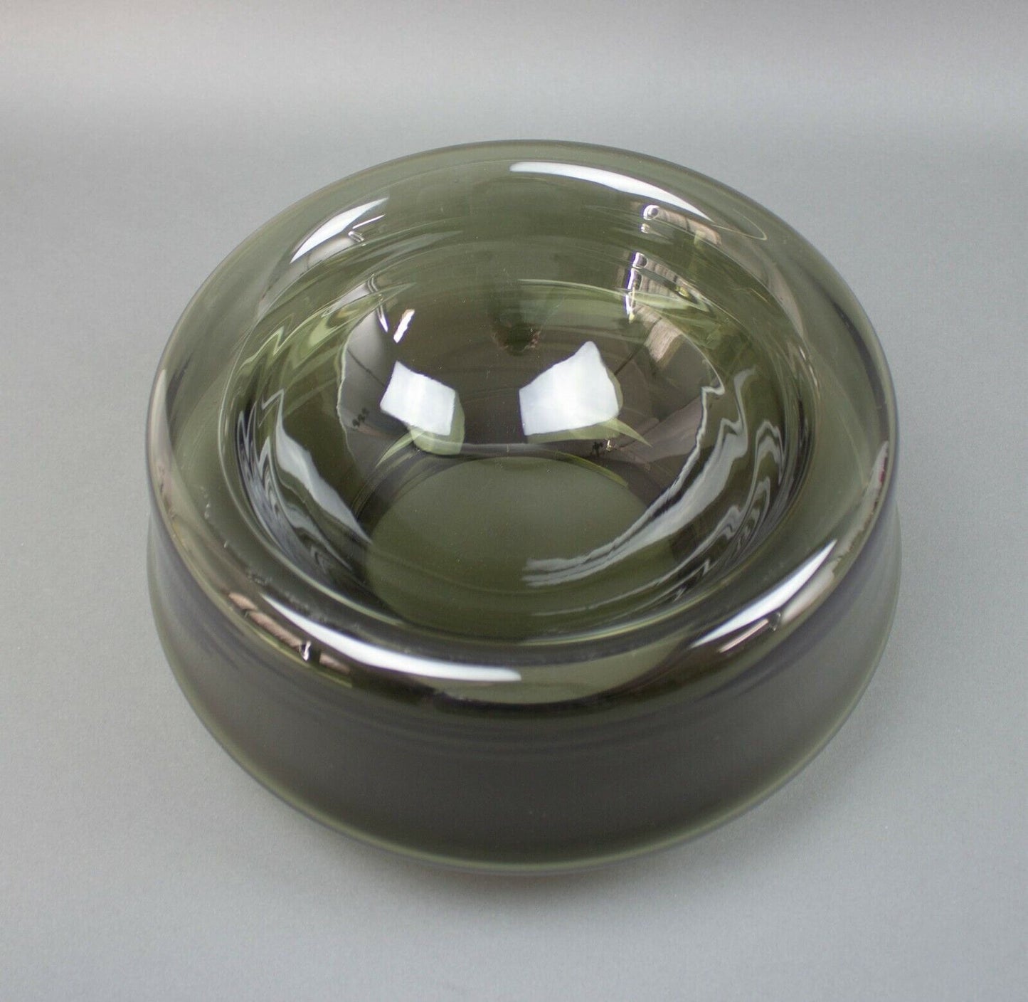 Vintage Mid Century Modern Smoke Art Glass Round Bowl 10"