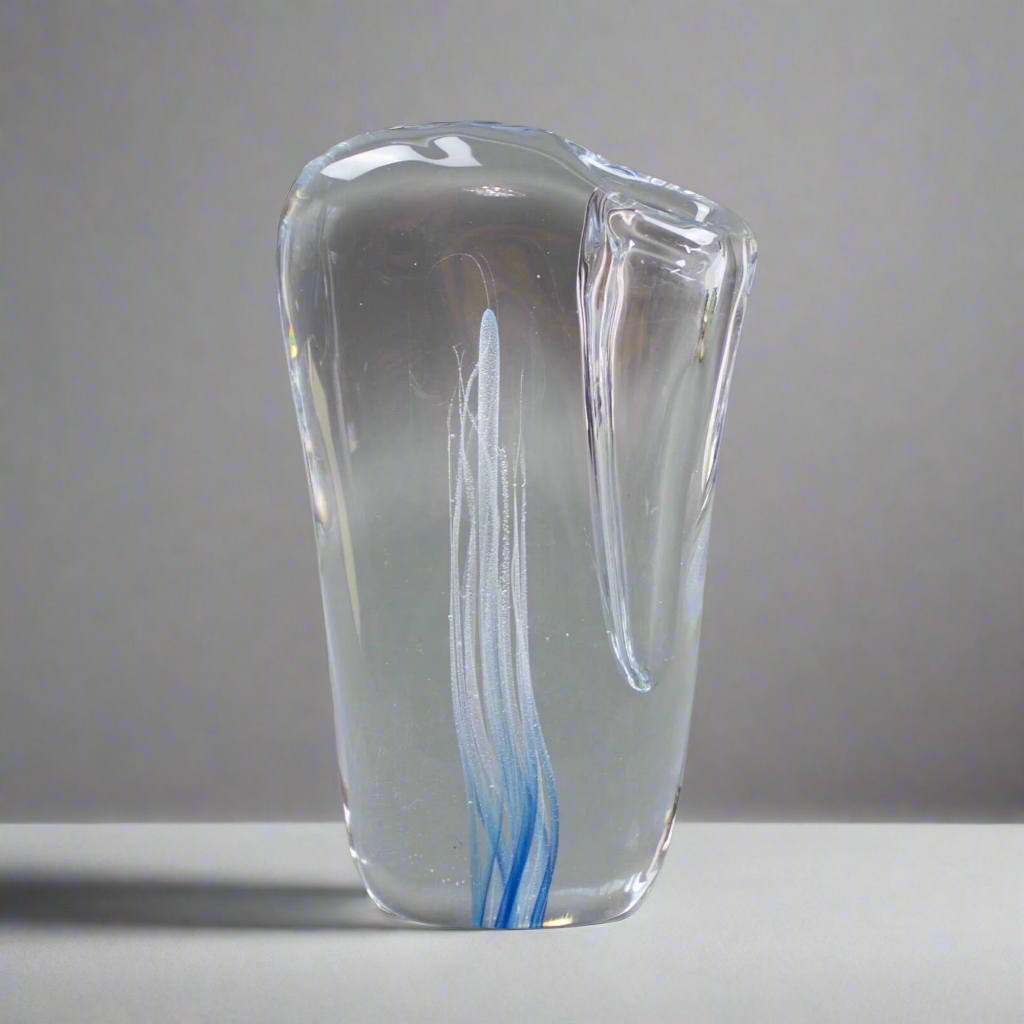 Marcolin Sweden M51 Signed Blue & White Sea Anemone Art Crystal Vase 8" Vintage