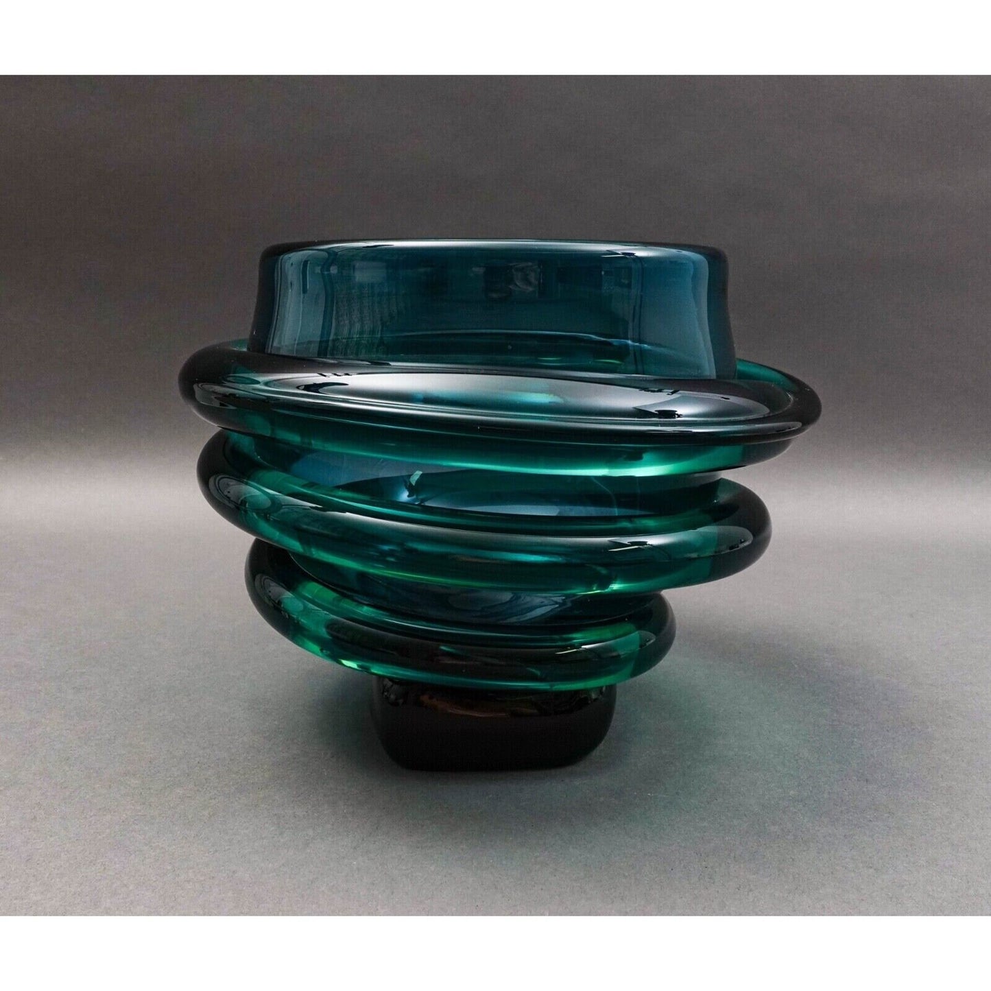 Tommie Rush (American, B. 1954) Signed Green Heavy Art Glass Bowl Sculpture