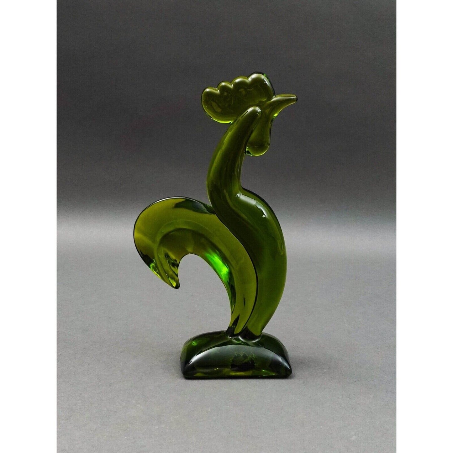 Viking Glass Epic Line Avocado Green Kellogg Rooster Sculpture 9 1/2"