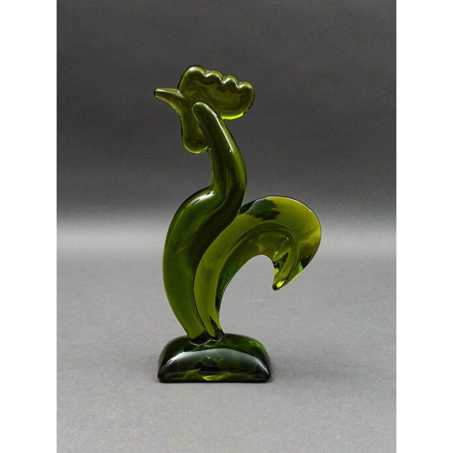 Viking Glass Epic Line Avocado Green Kellogg Rooster Sculpture 9 1/2"
