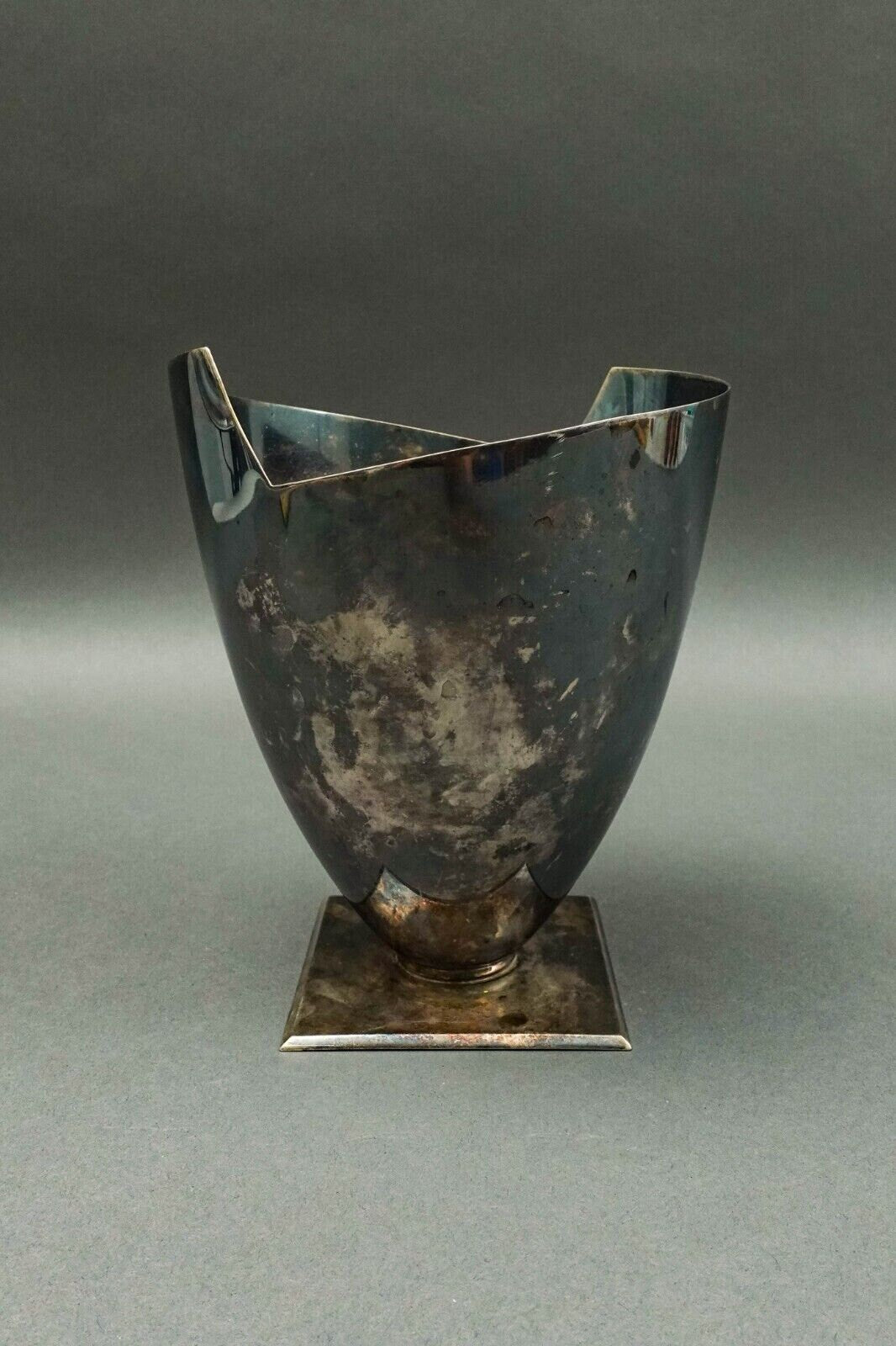 Elsa Rady For Swid Powell Vintage Post Modern Silver Plate Sculptural Wing Vase