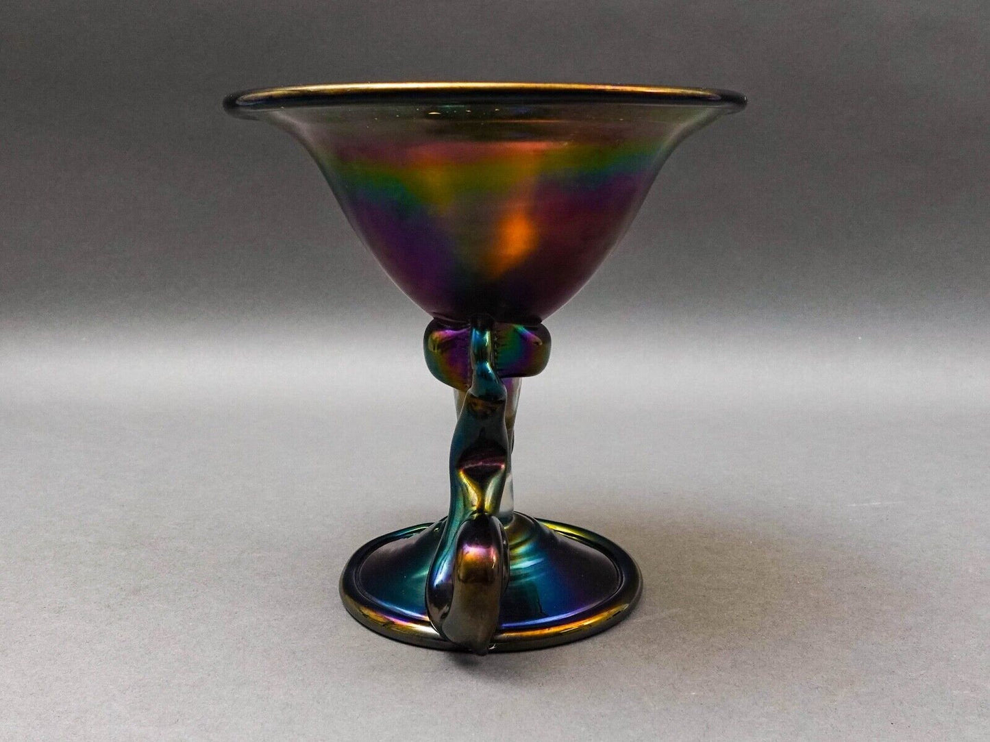 Kim Newcomb 1973 Signed Iridescent Art Glass Vase Pedestal Bowl Compote