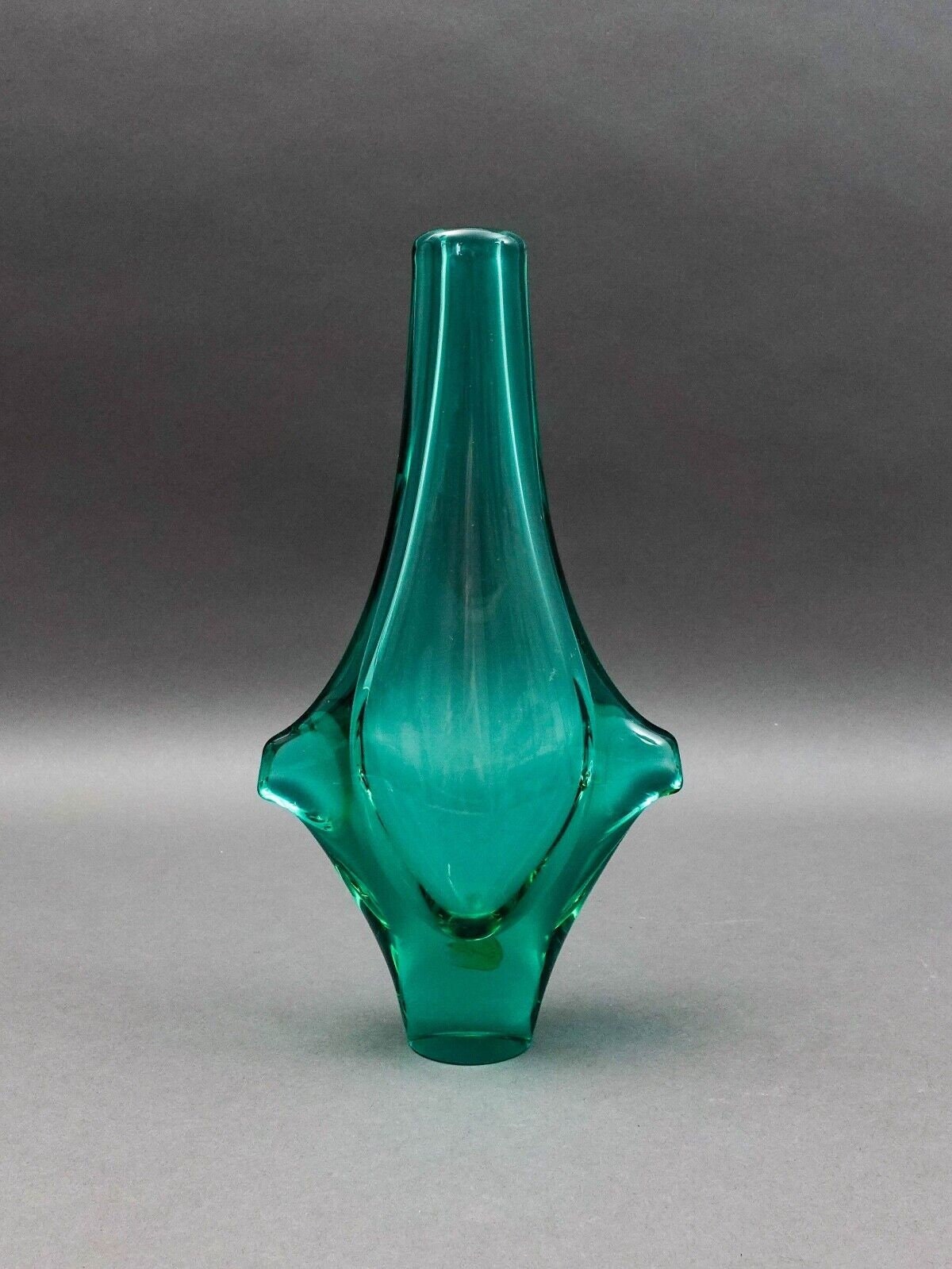 Zelezny Brod Sklo ZBS Czechoslovakia Miloslav Klinger MCM Green Art Glass Vase