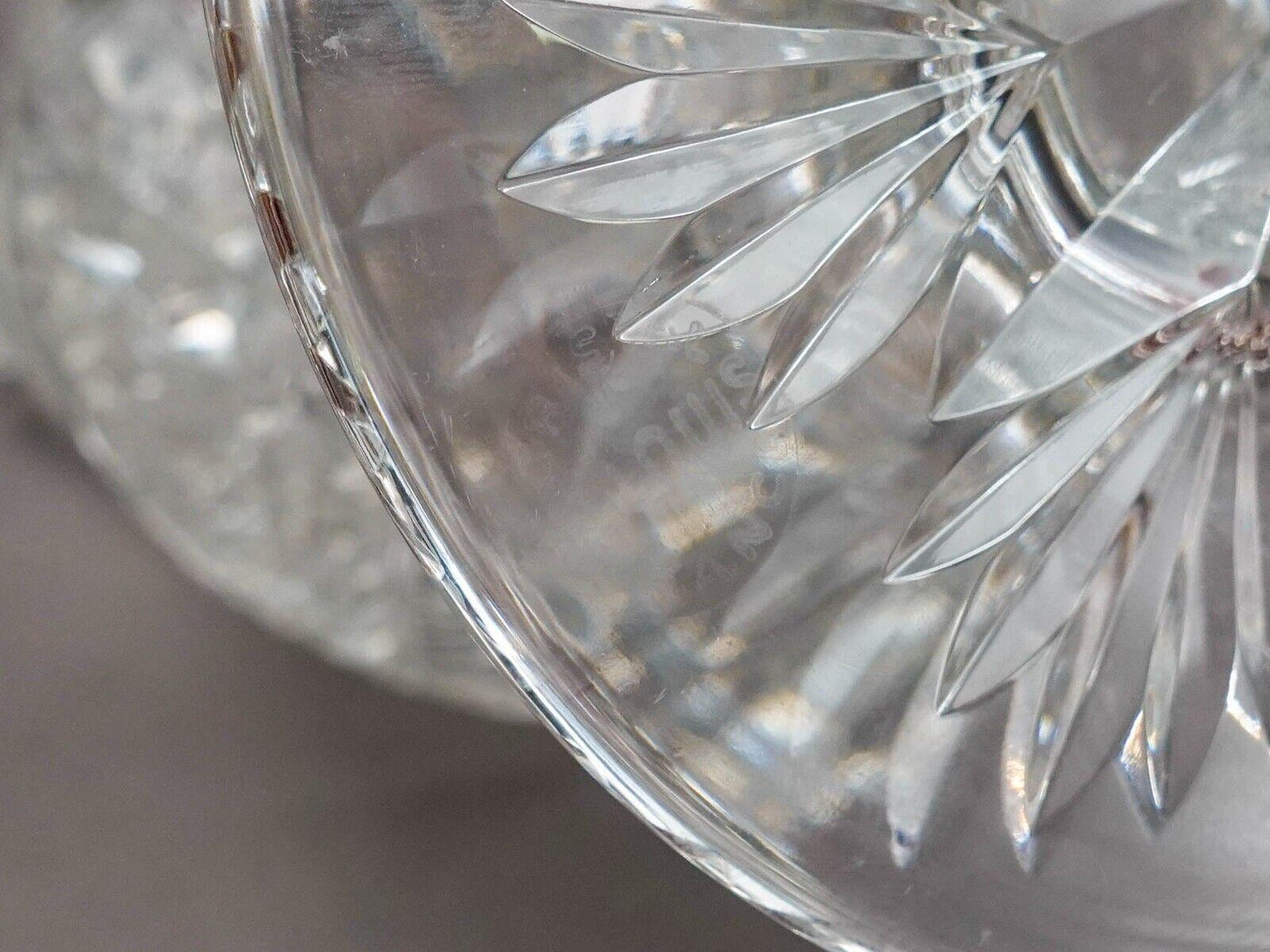 St. Louis France Florence Pineapple Cut Crystal Wine Decanter With Stopper 15.5"