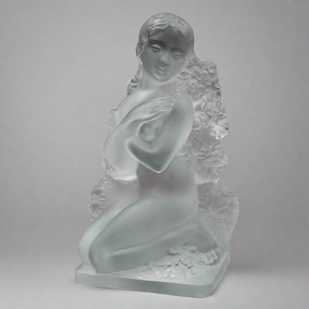 Lalique Crystal France Hiver The Four Seasons Winter Statue Series Figure (Read)
