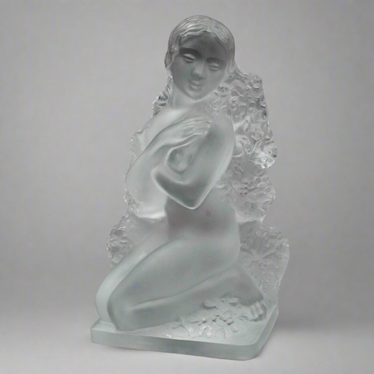 Lalique Crystal France Hiver The Four Seasons Winter Statue Series Figure (Read)