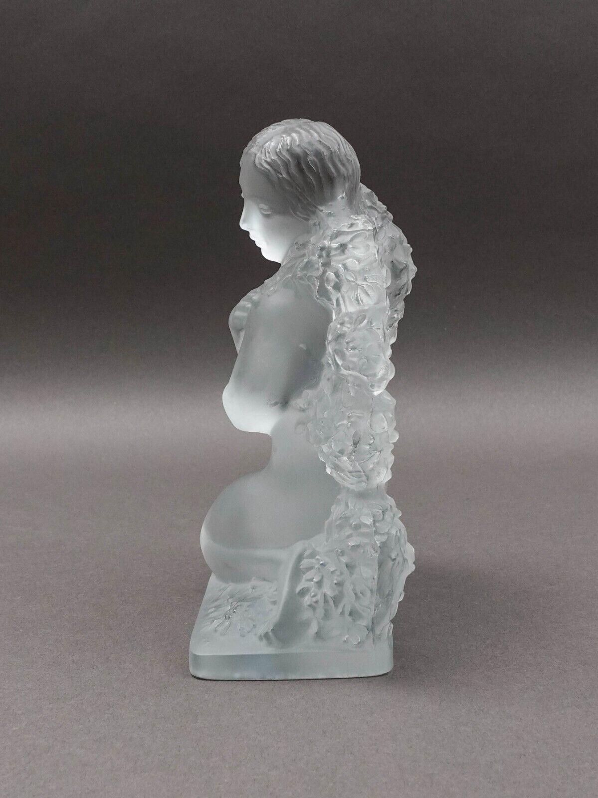 Lalique Crystal France Hiver The Four Seasons Winter Statue Series Figure (Read)