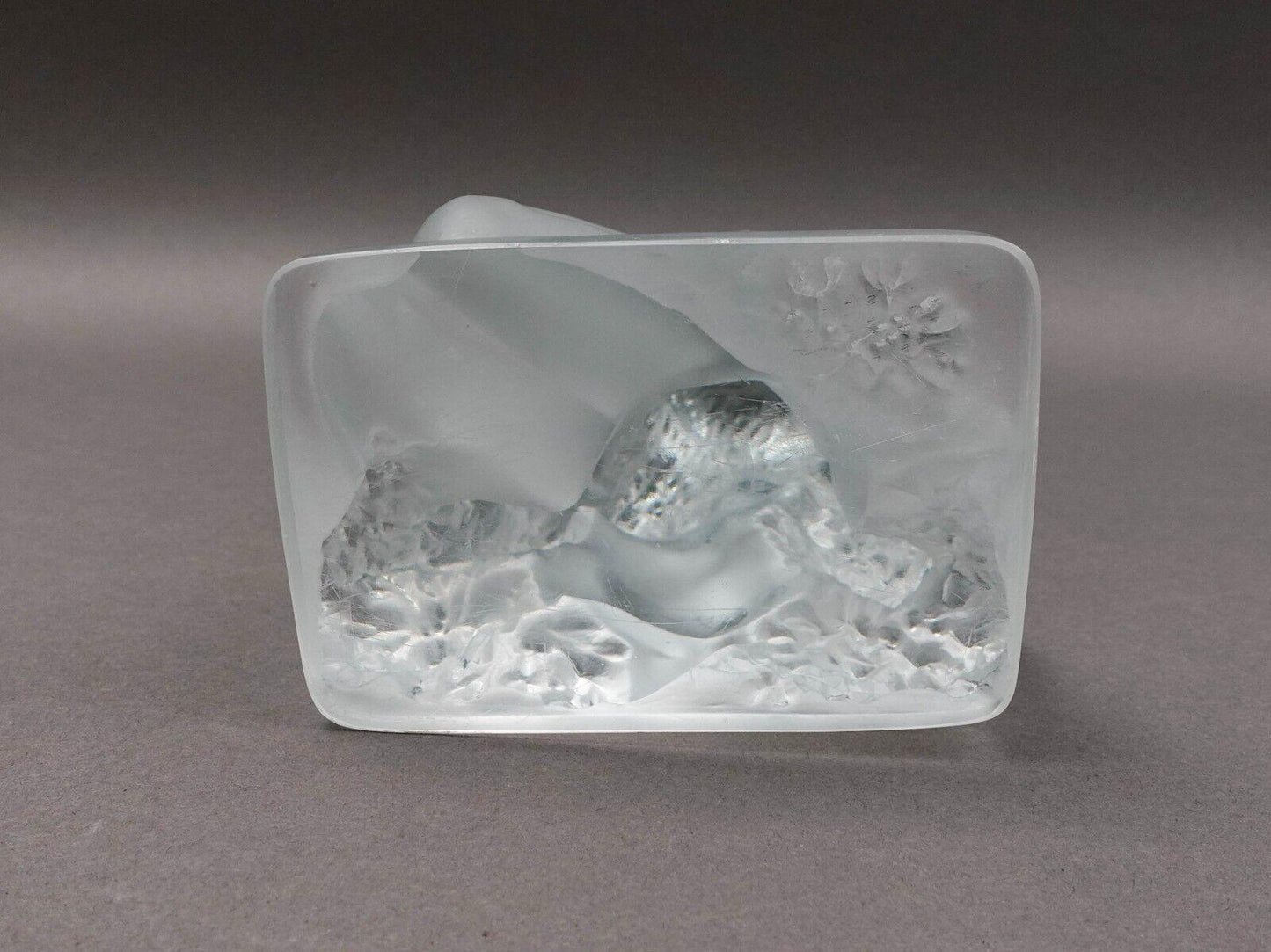 Lalique Crystal France Hiver The Four Seasons Winter Statue Series Figure (Read)