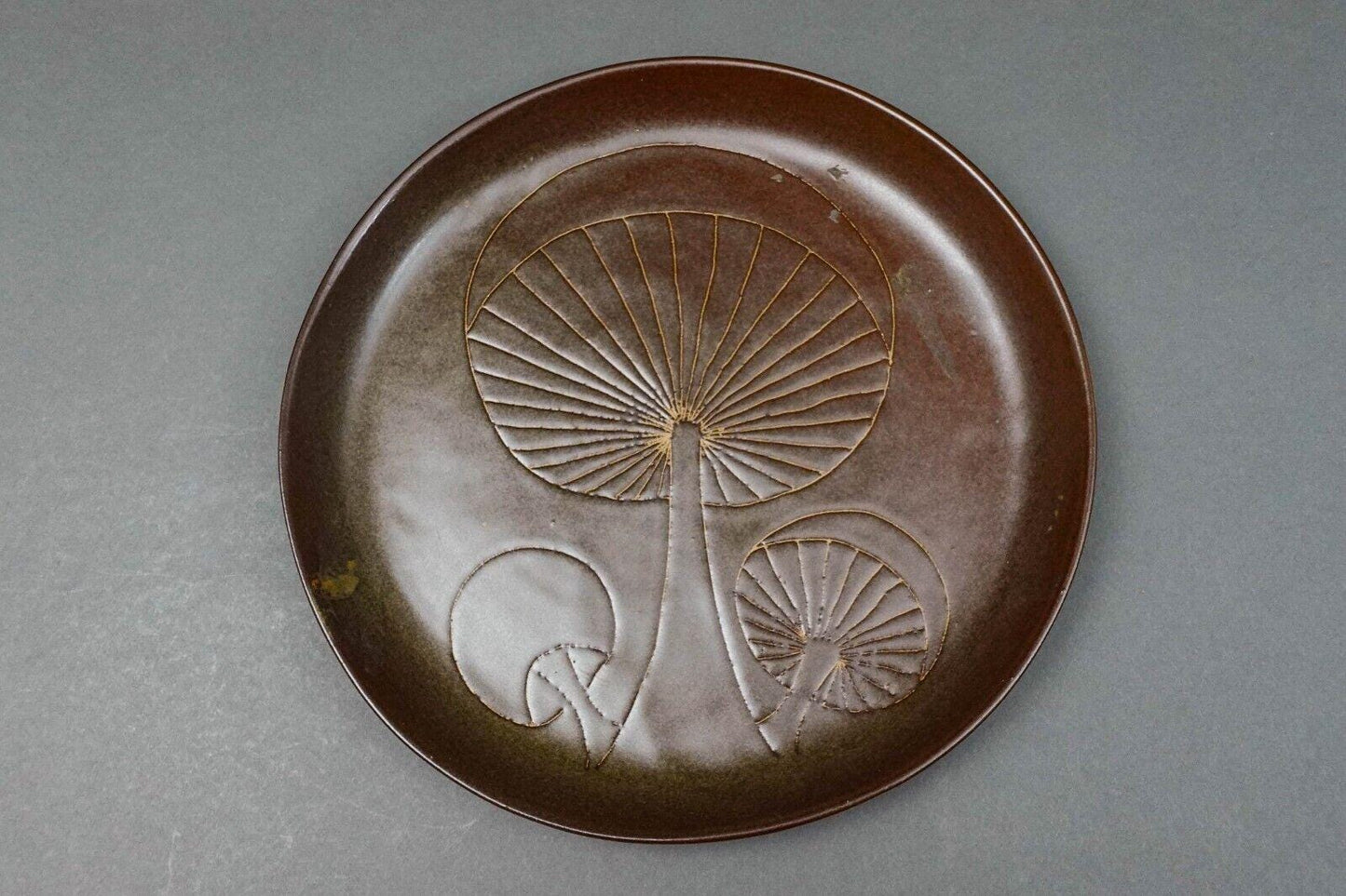 Jane Gordon Martz Marshall Studios MCM Mushroom Art Pottery Plate Tray 12 7/8"