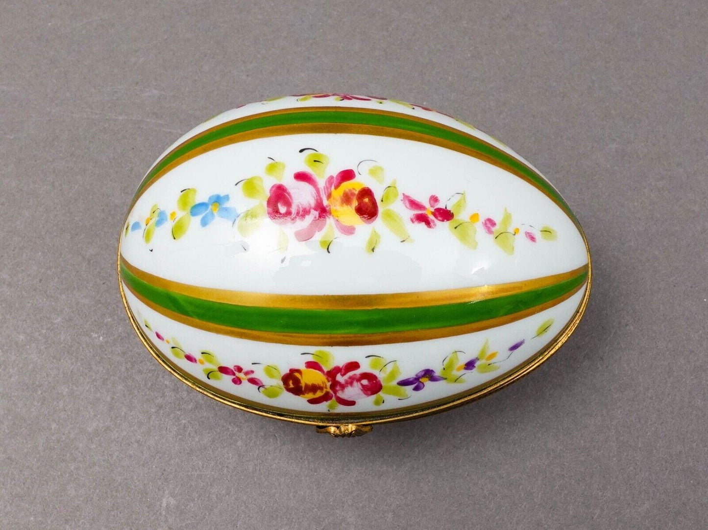 Limoges France Decor Main  Green & Gold Floral Porcelain Egg Hinged Trinket Box