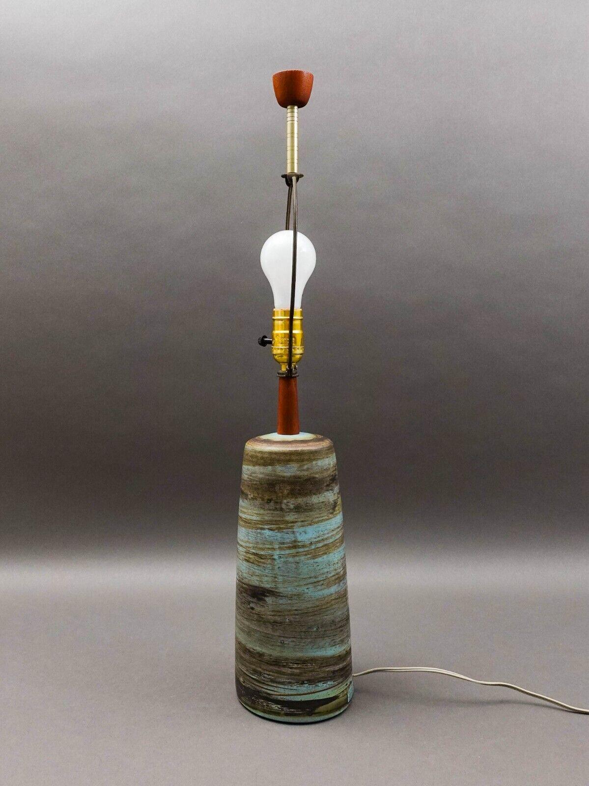 Jane Gordon Martz Signed Marshall Studios Vintage MCM Ceramic Pottery Table Lamp