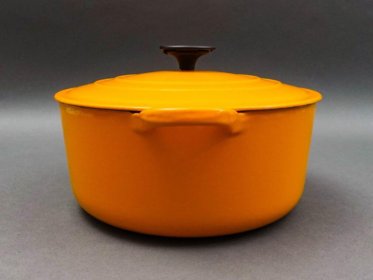 Le Creuset France #E Vintage Yellow Enamel Round Cast Iron Dutch Oven With Lid