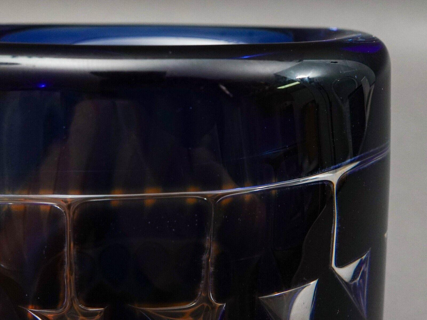 Orrefors Ingeborg Lundin Signed Ariel Nr. 164.-E.3 Blue Geometric Glass Vase