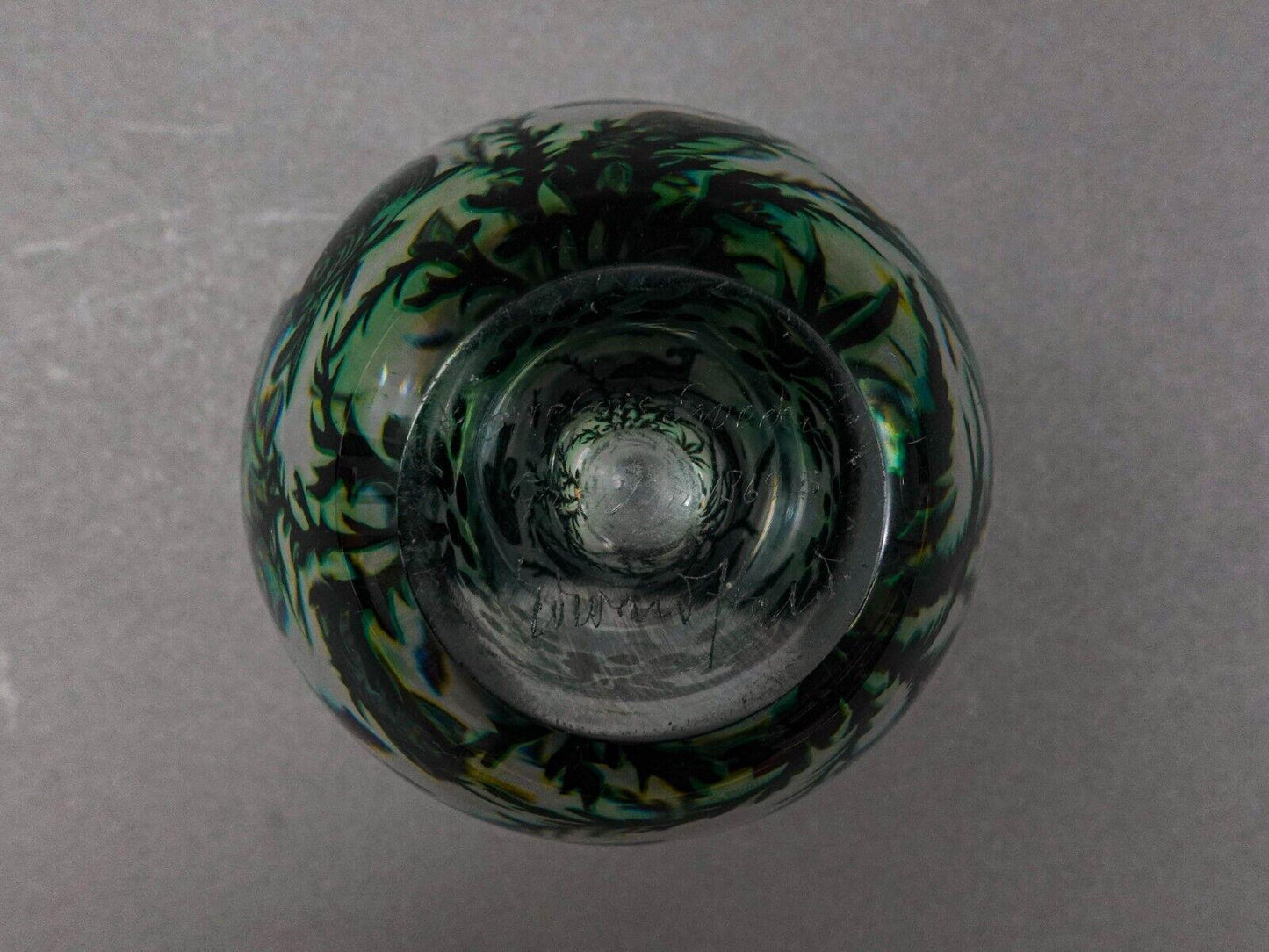 Edward Hald (Sweden, 1883 -1980) Orrefors 1948 "Graal" Fish Art Glass Vase 5.25"