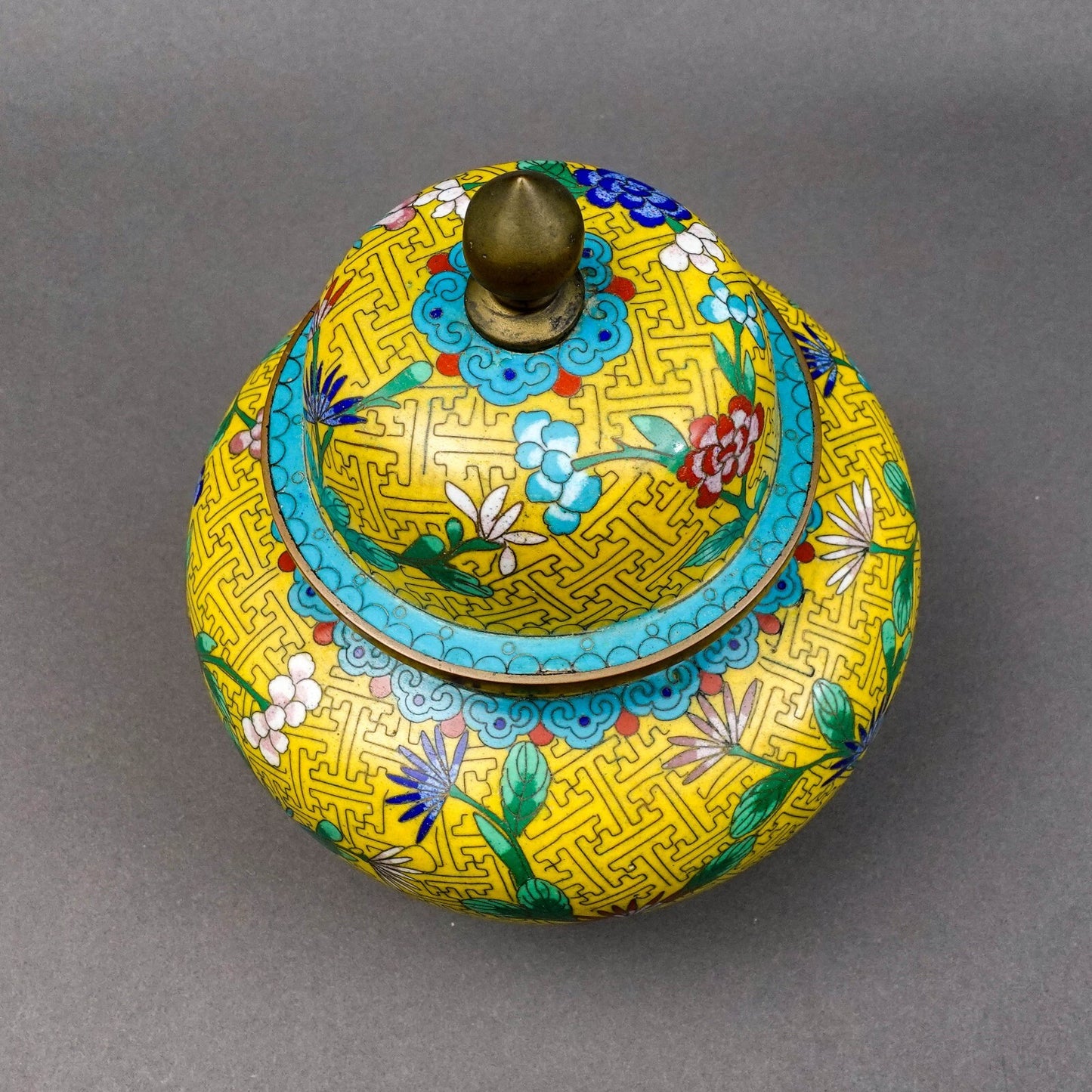 Chinese Cloisonne Yellow Enamel Floral Lidded Ginger Jar 9"