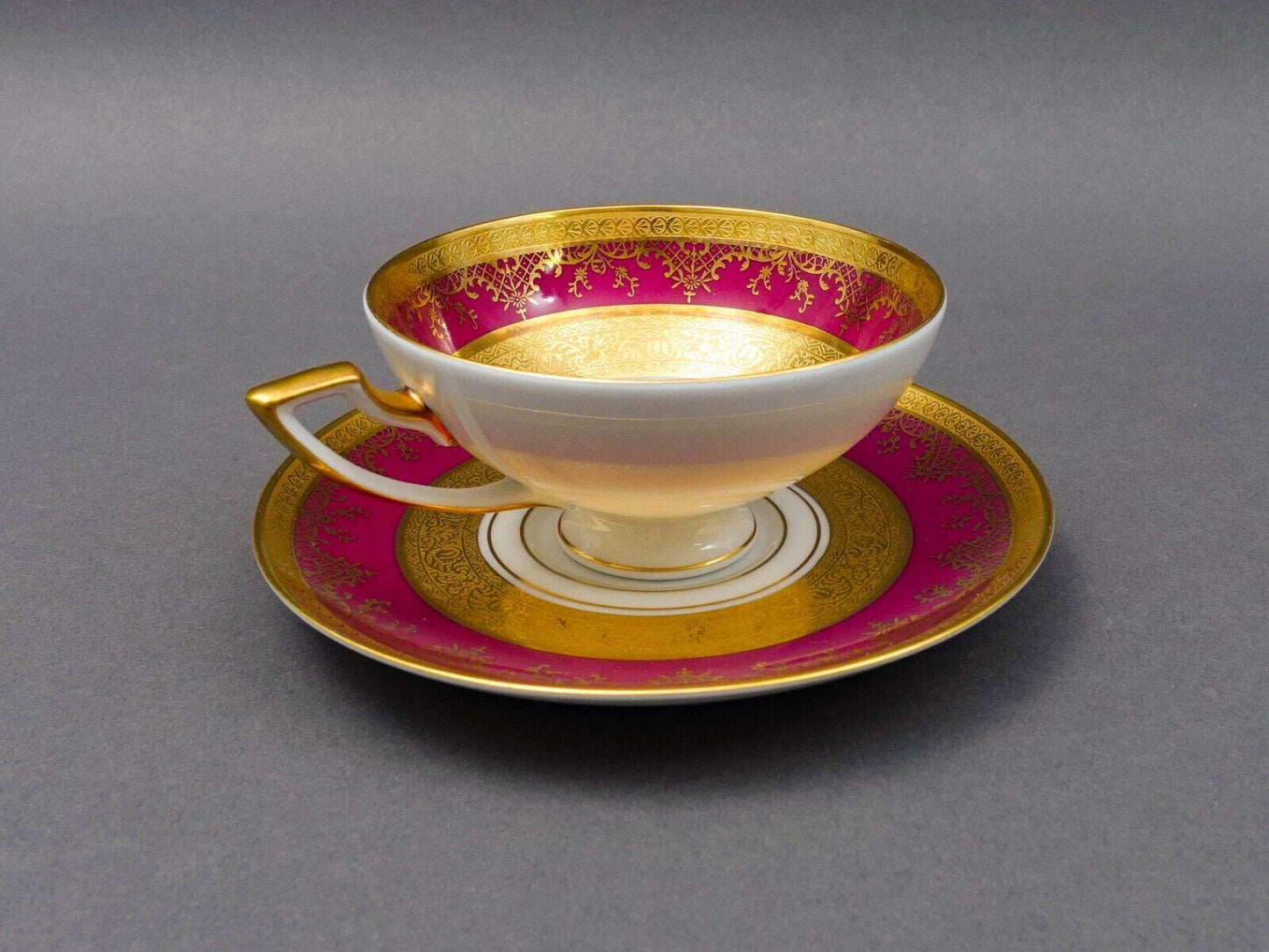 DW Porzellan Karlsbader Wertarbeit Fuchsia Gold Encrusted Cup & Saucer Set Of 6