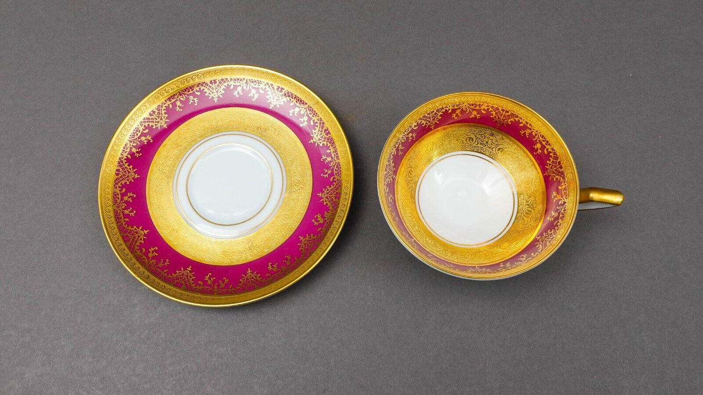 DW Porzellan Karlsbader Wertarbeit Fuchsia Gold Encrusted Cup & Saucer Set Of 6