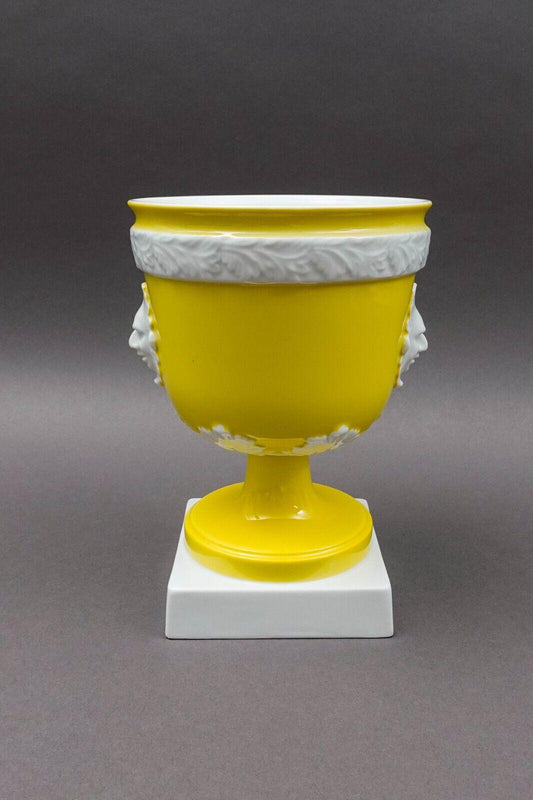 Vista Alegre Portugal Mottahedeh Yellow Pedestal Cache Pot Planter Jardiniere