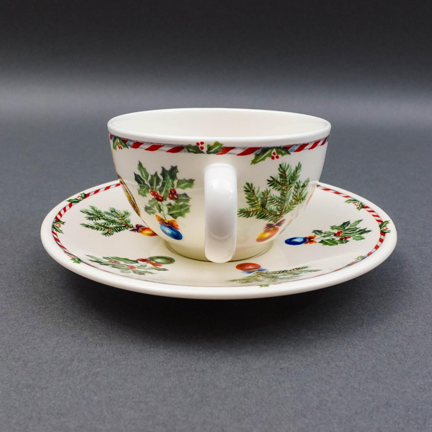 Gien France Joyeux Noel Porcelain Christmas Holiday Tea Cup & Saucer Set