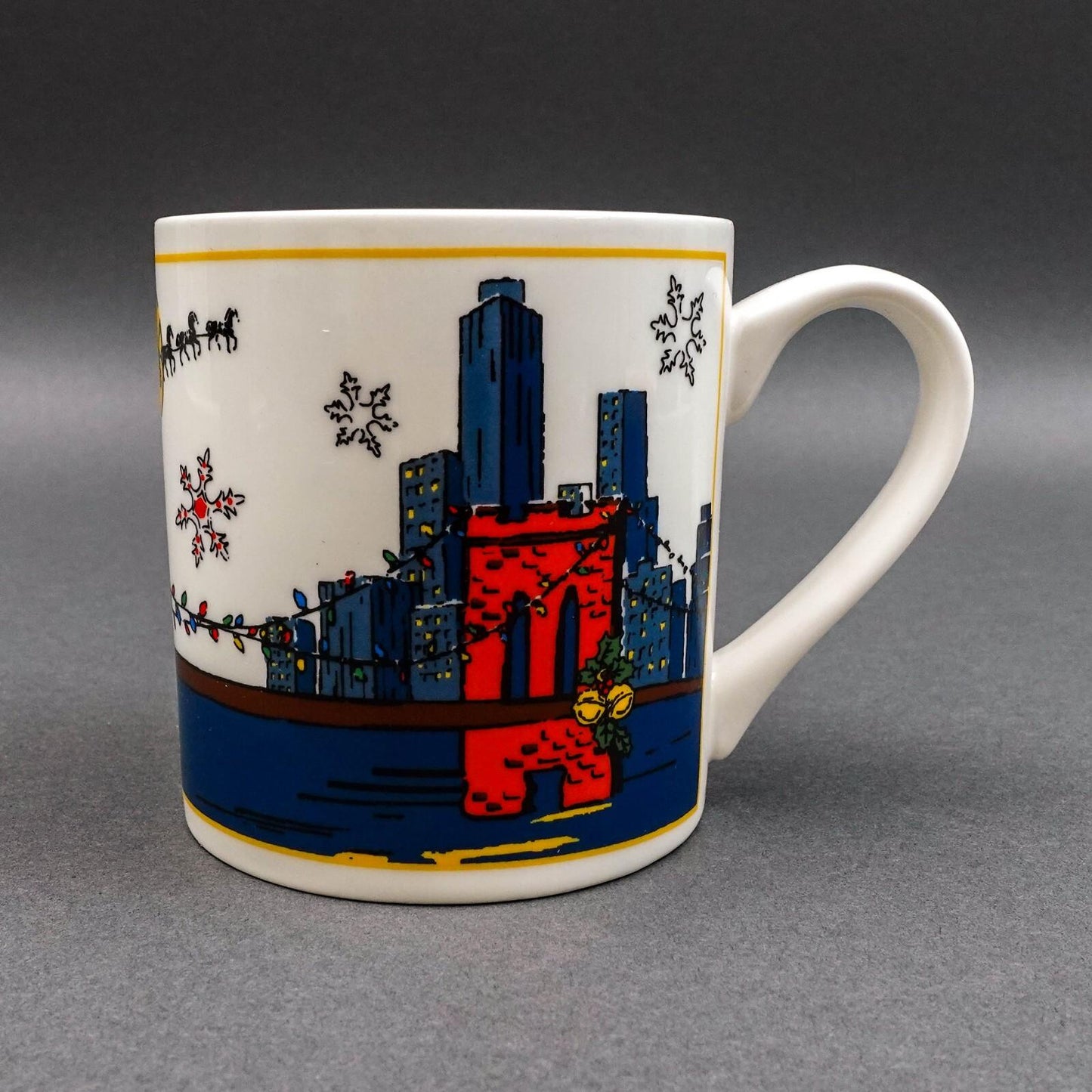 Coach NY Holiday Brooklyn Bridge Scene 12 oz Ceramic Mug Cup With Box
