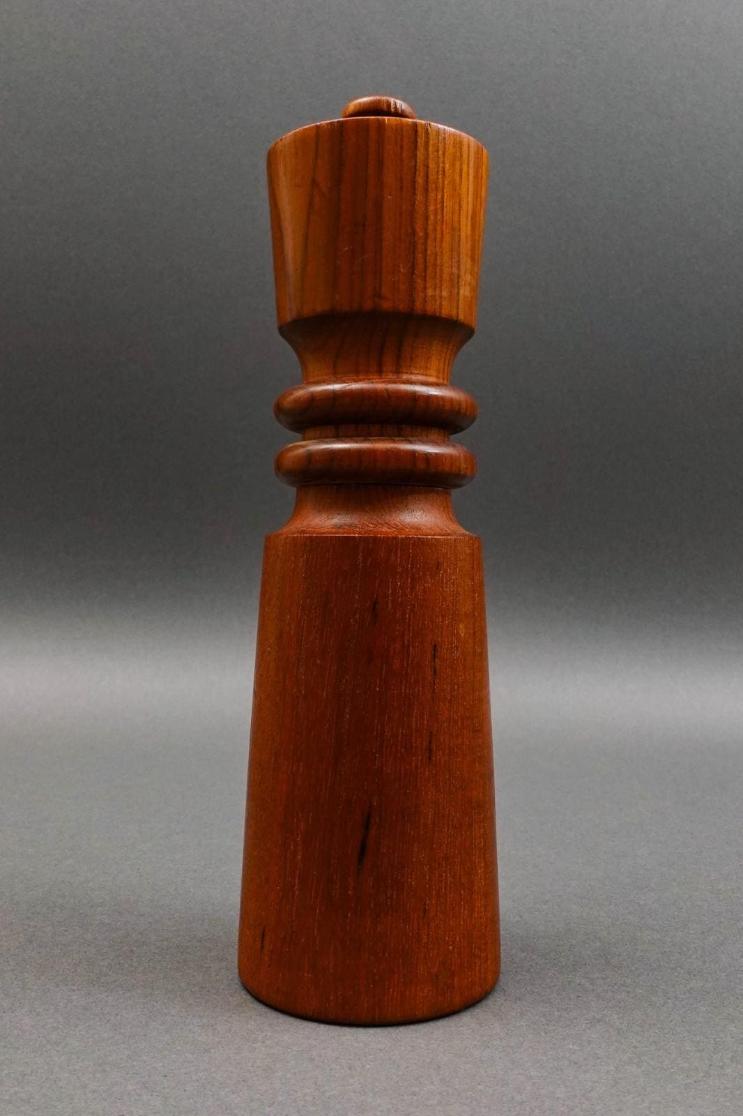 Dansk Jens Quistaard Denmark Vintage Chess Queen 832 Teak Wood Salt Pepper Mill