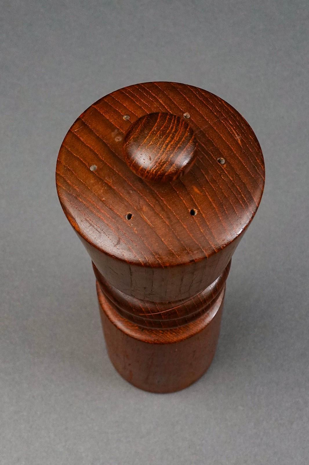 Dansk Jens Quistaard Denmark Vintage Chess Queen 832 Teak Wood Salt Pepper Mill