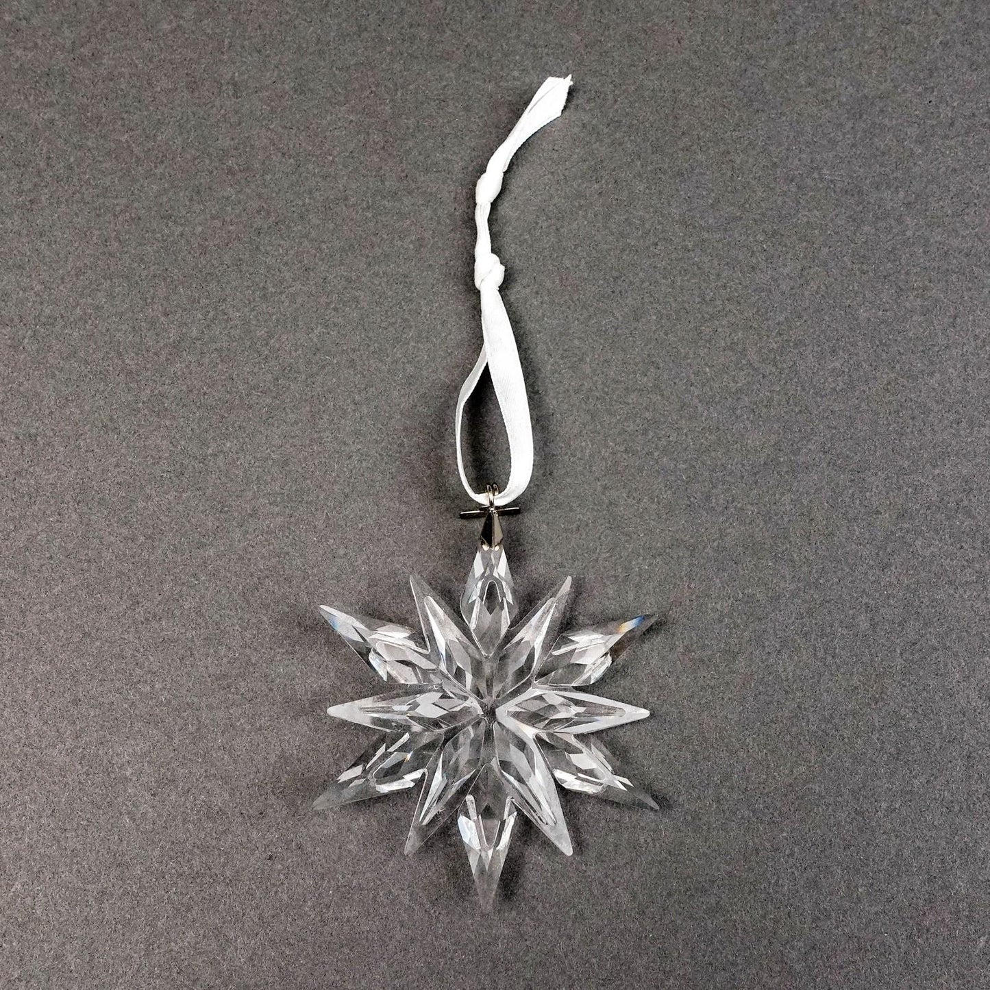Swarovski Crystal 2011 Annual Edition Christmas Snowflake Ornament With Box