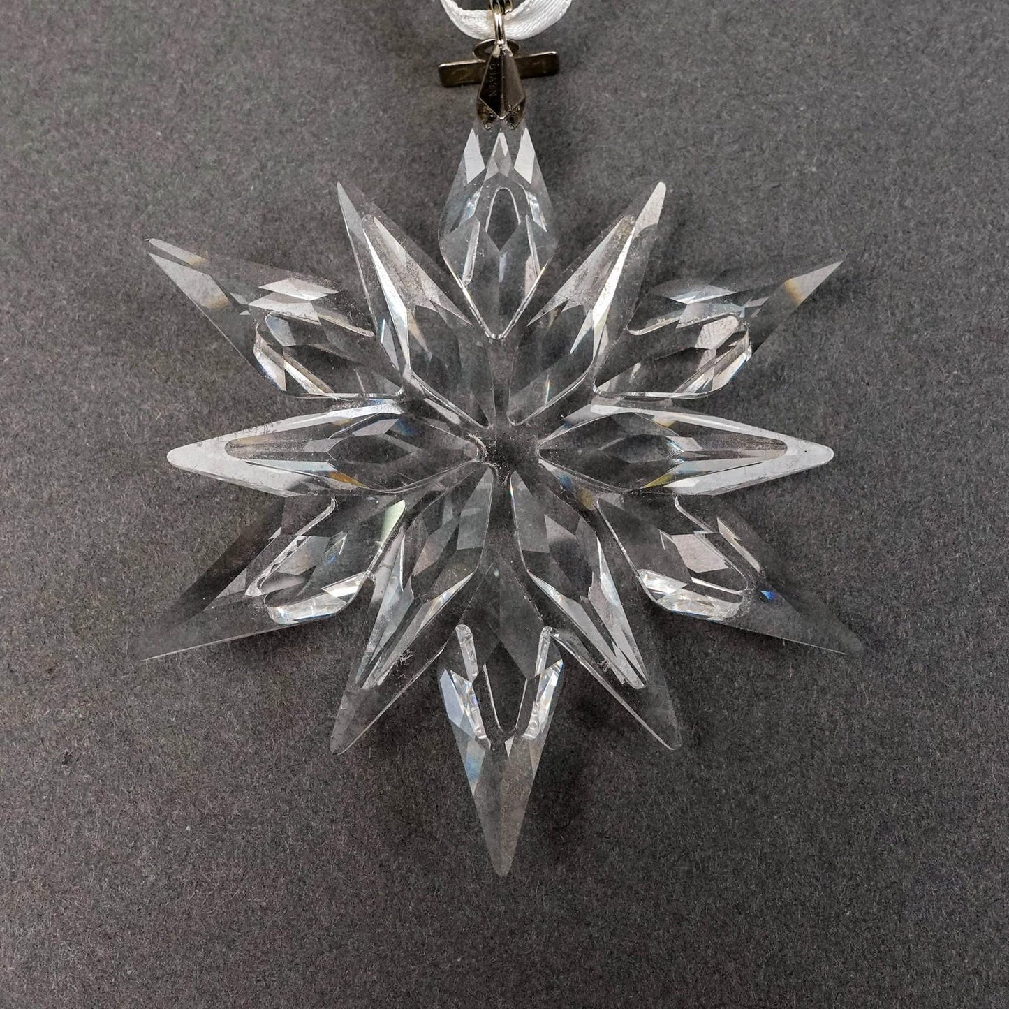 Swarovski Crystal 2011 Annual Edition Christmas Snowflake Ornament With Box