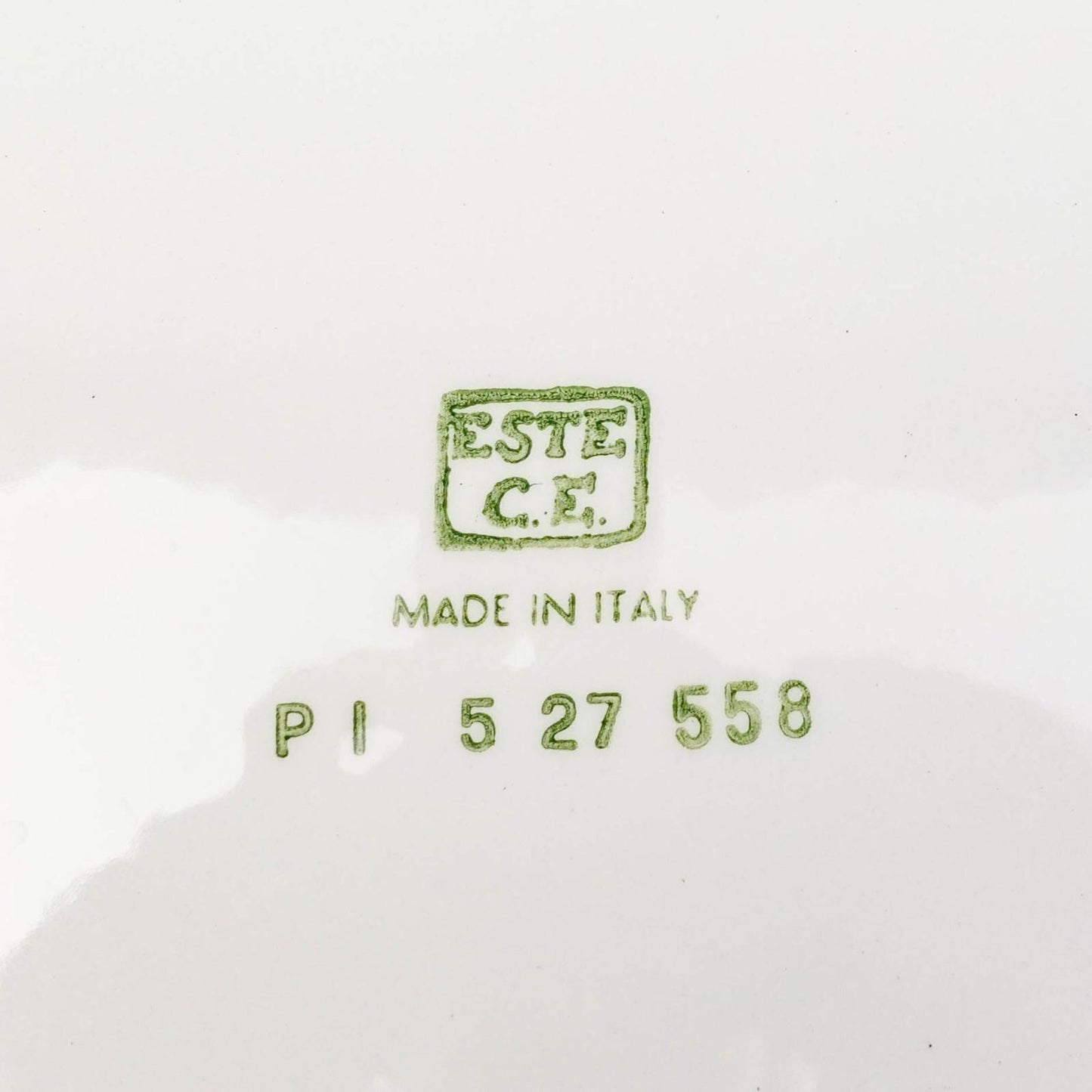 Este Italy Neiman Marcus White  12 3/4" Charger Service Plate Set Of 4