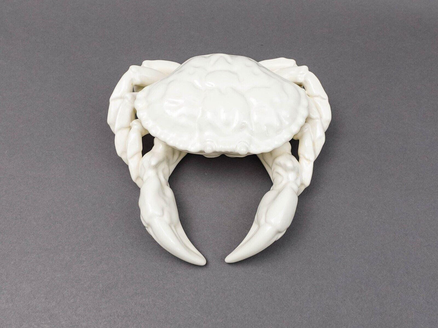 Oscar De La Renta Portugal White Porcelain Shell Crab Lidded Condiment Server