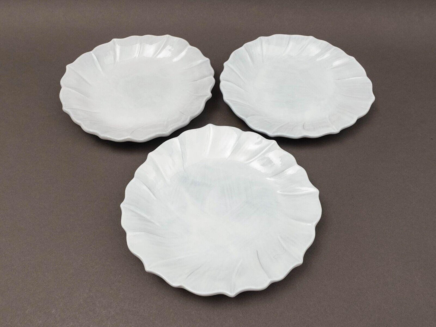 Vietri Italy Incanto Ruffle White Gray 8 1/4" Salad Plate Set Of 3