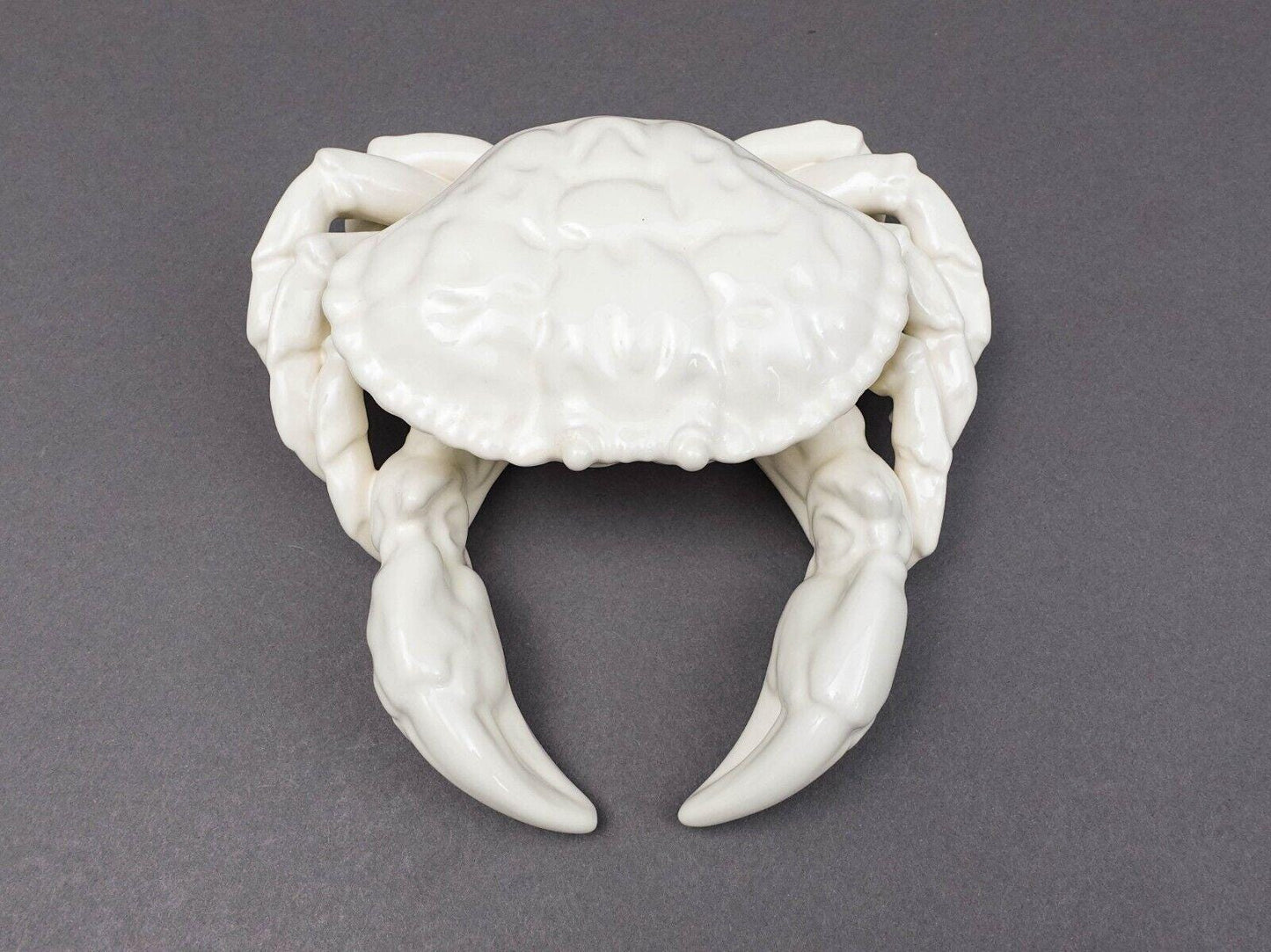 Oscar De La Renta Portugal White Porcelain Shell Crab Lidded Condiment Server