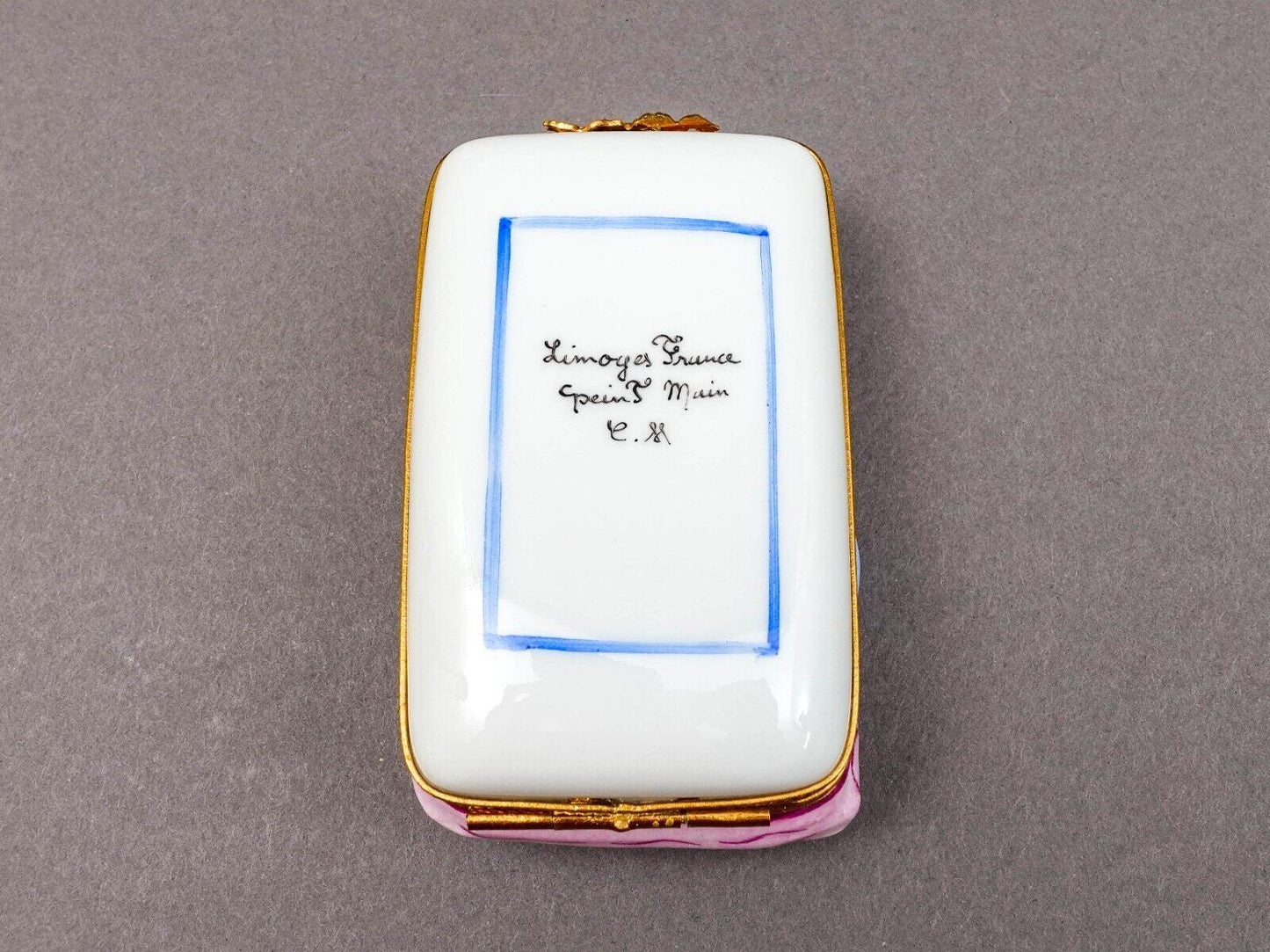 Limoges France Vintage Peint Main Sleeping Couple In Bed Porcelain Trinket Box