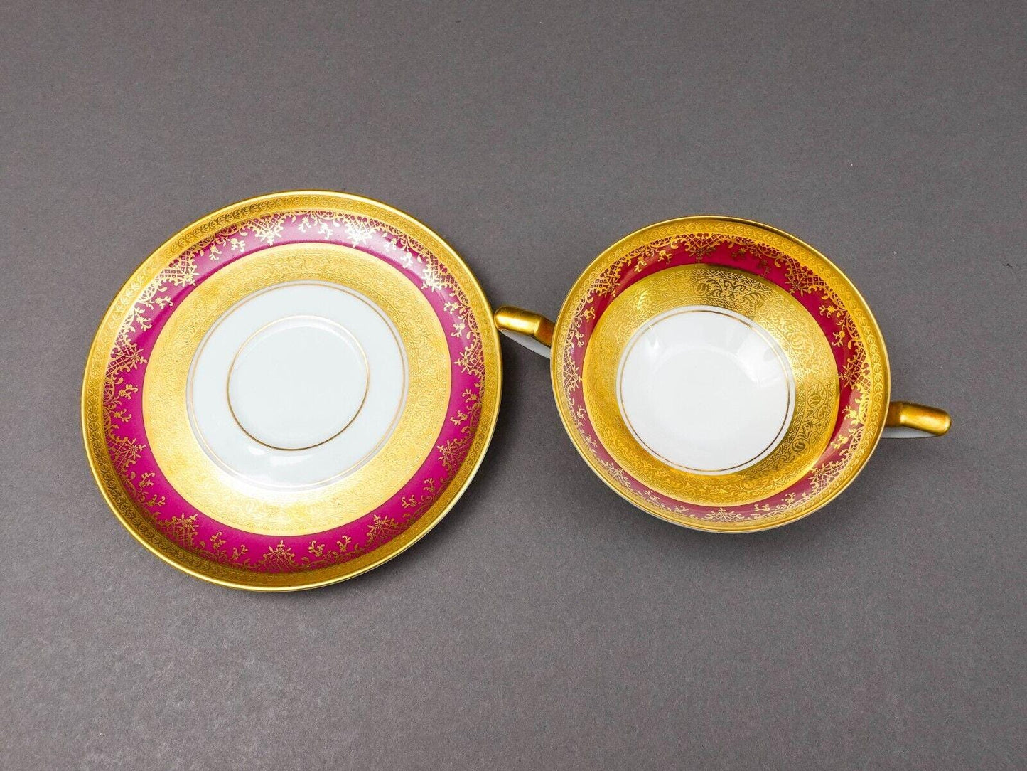 DW Porzellan Karlsbader Wertarbeit Fuchsia Gold Encrusted Cream Soup Bowl Set 4