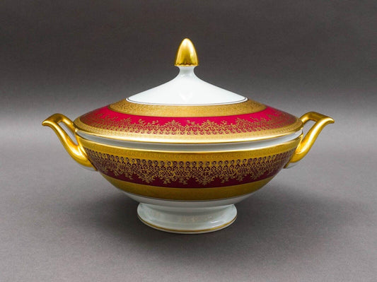 DW Porzellan Karlsbader Wertarbeit Germany Fuchsia Gold Encrusted Covered Tureen