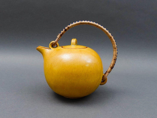 Saxbo Eva Staehr Nielsen Wilhjelm Danmark Danish Mid Century Modern Teapot