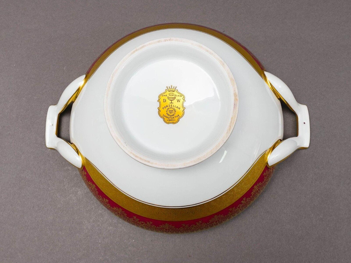 DW Porzellan Karlsbader Wertarbeit Germany Fuchsia Gold Encrusted Covered Tureen