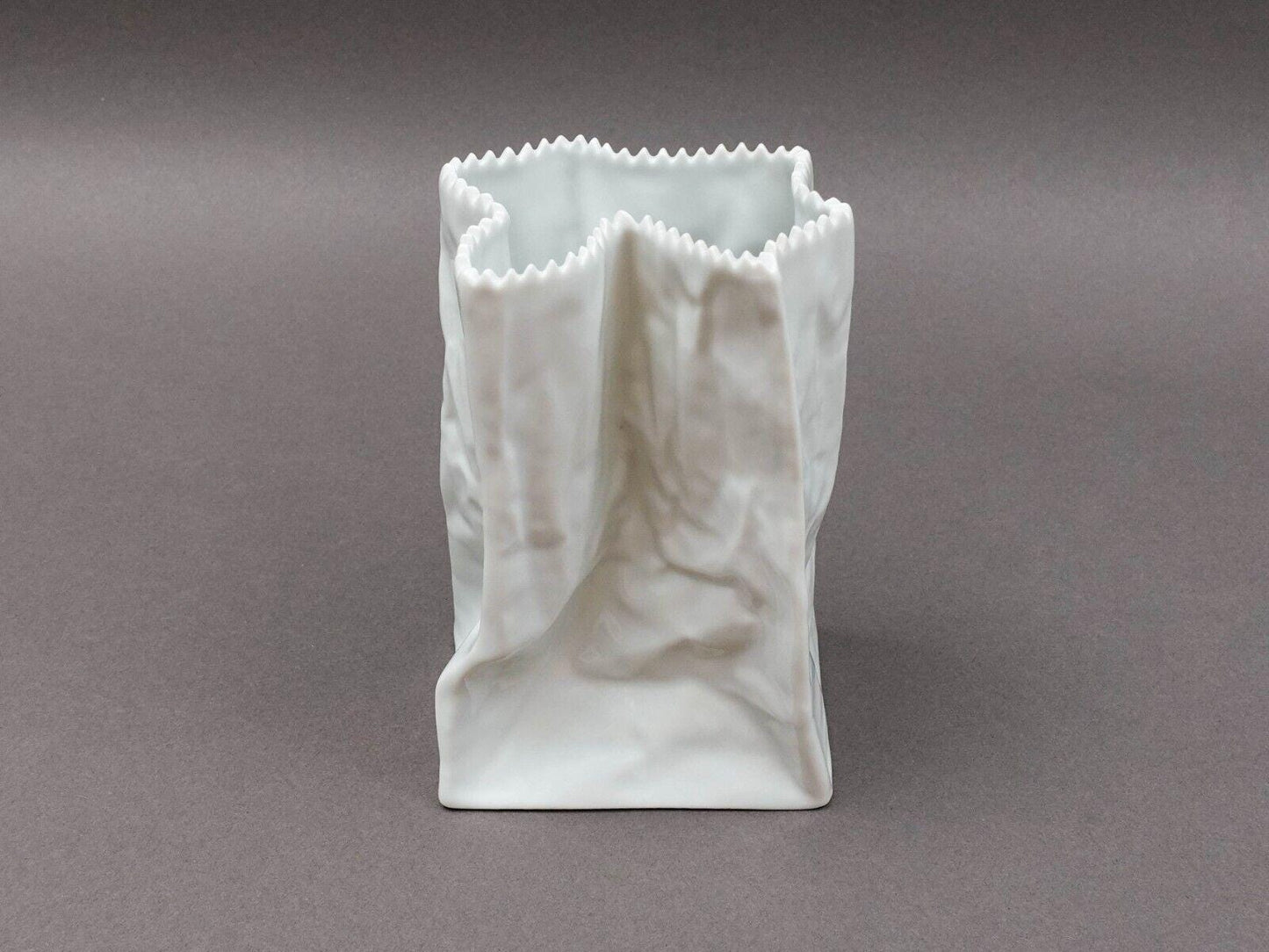 Rosenthal Germany Tapio Wirkkala Vintage Pop Art Crinkle White Paper Bag Vase 6"